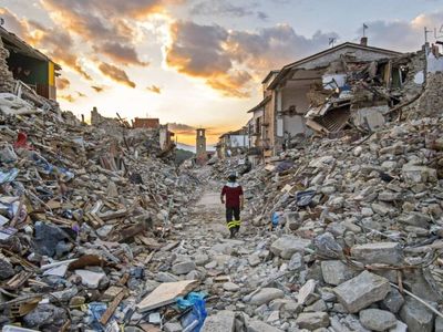 Fas’ta büyük deprem felaketi: Pek çok şehirde yıkım var! Yüzlerce kişi hayatını kaybetti