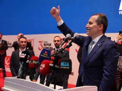 Fatih Erbakan'ın seçim vaadi kongreye damga vurdu