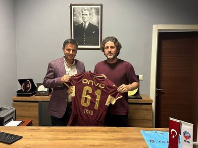 Fatih Tekke, TSYD Trabzon Şubesi'ni Ziyaret Etti