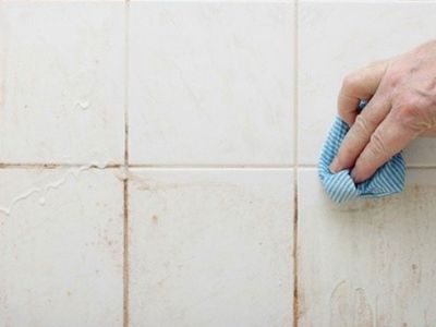 Fayans nasıl temizlenir derdine son: Bu yöntemde 10 dakikada fayanslarınız kar beyazı gibi oluyor