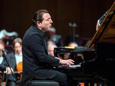 Fazıl Say’dan İnsanlık Dersi: “Gazze’de Yapılan Soykırımdır, İnsan Olun!”