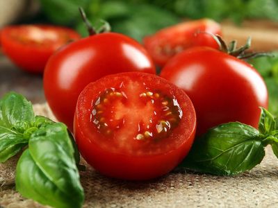Fazla Domates Yemek Zararlı mı?