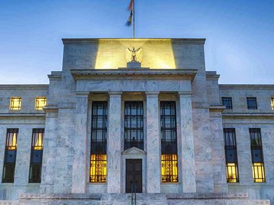 FED'den karar çıktı: Faiz oranları sabit tutuldu