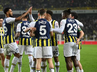 Fenerbahçe Adanaspor'u gole boğdu: Batshuayi maça damgasını vurdu