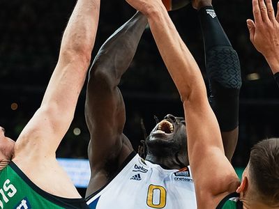Fenerbahçe Beko üç maç sonra seri bozdu: Zalgiris'e yenildi