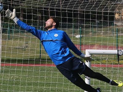 Fenerbahçe, Çaykur Rizespor'un kalecisi Tarık Çetin'i transferde gündemine aldı!