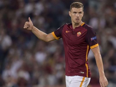 Fenerbahçe Edin Dzeko İle Anlaşma Sağladı!