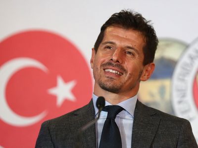 Fenerbahçe Fikir Değiştirdi! Emre Belözoğlu İle 3 Yıllık Sözleşme İmzalanacak