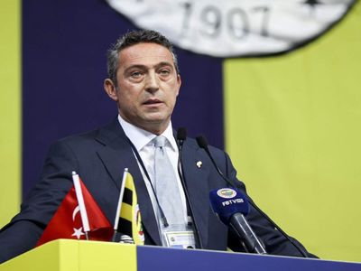 Fenerbahçe Genel Kurulu karıştı: Ali Koç kiminle kavga etti? Fenerbahçe Genel Kurulu’nda neden kavga çıktı?