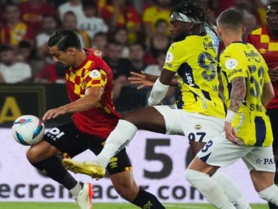 Fenerbahçe, İzmir’de son saniyede yıkıldı: Ali Koç’a yapılanlar maçın önüne geçti