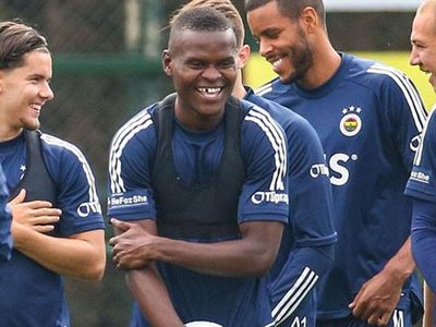 Fenerbahçe Samatta'ya Güveniyor