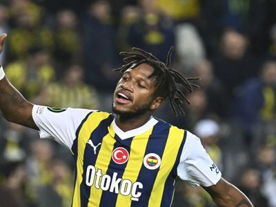 Fenerbahçe taraftarı geleceğini merak ediyordu: Fred’den transfer iddialarına son nokta