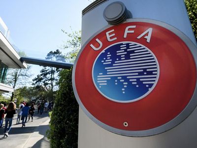 Fenerbahçe taraftarını sevindirecek haber: UEFA kararda değişikliğe gitti
