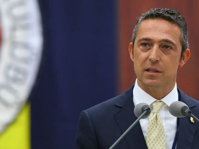 Fenerbahçe Teknik Direktör Konusunda Seçenekleri Masaya Yatırdı