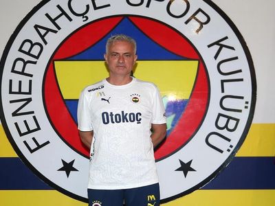 Fenerbahçe, transferde büyük oynuyor: Manchester United’ın yıldızı ile anlaşma tamam
