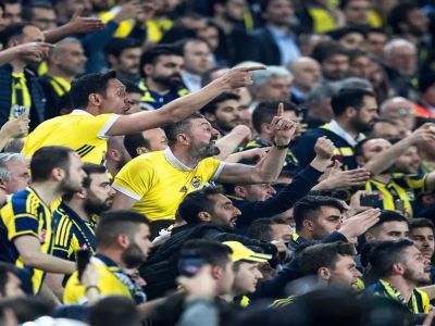 Fenerbahçe yönetiminden sert tepki: "Oyuncularımız nefsi müdafaa hakkını kullandı!"