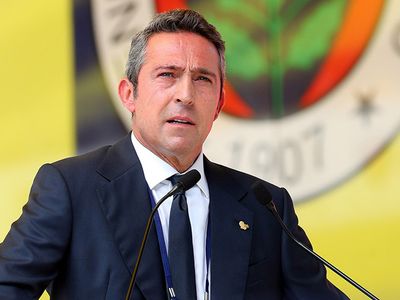 Fenerbahçe Yüksek Divan Kurulu Toplantısı'na Başkan Ali Koç'un Konuşması Damga Vurdu!