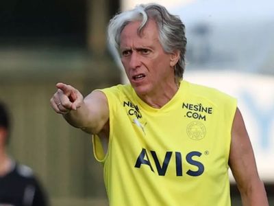 Fenerbahçe'de Burak Kapacak performansıyla Jorge Jesus'u etkiledi!