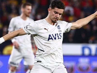 Fenerbahçe'de Ferdi Kadıoğlu'nun İç Transferiyle İlgili Önemli Gelişmeler Yaşanıyor!
