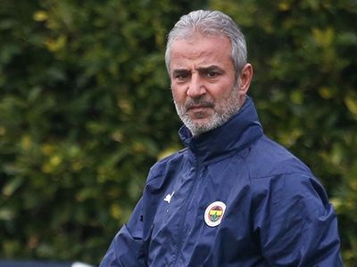 Fenerbahçe'de İsmail Kartal, Kayserispor maçında takıma liderlik edecek isim olarak İrfan Can Kahveci'yi belirledi!