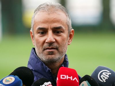 Fenerbahçe'de İsmail Kartal'dan Beşiktaş derbisi öncesi motivasyon toplantısı!