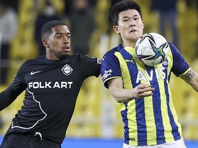 Fenerbahçe'de Kim Min Jae Krizi Yaşanıyor!