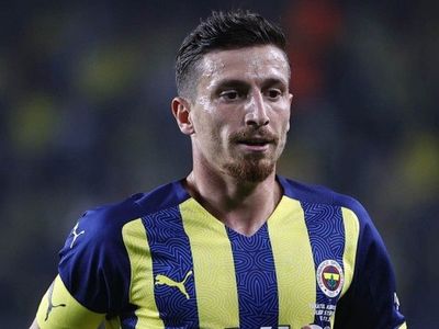 Fenerbahçe'de Mert Hakan Yandaş, Galatasaray'a derbide Kadiköy'den çıkış olmadığını göstereceklerini söyledi