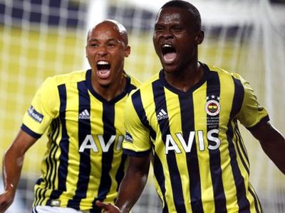 Fenerbahçe'de Samatta ile Yollar Ayrılıyor!