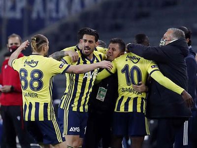 Fenerbahçe'de Sarı Kart Krizi!
