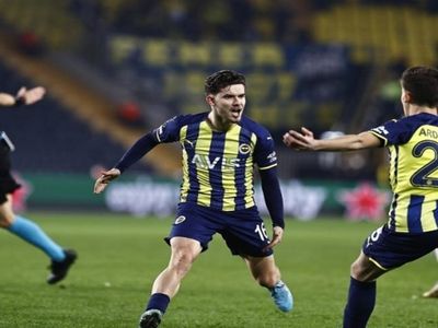 Fenerbahçe'de Sosa kadro dışı bırakıldı mı, neden kadro dışı bırakıldı? Magazine düşen görüntüler oyuncuyu üzdü