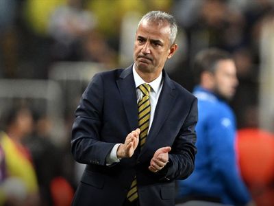 Fenerbahçe'de Sürpriz Karar! Yeni Teknik Direktör İsmail Kartal