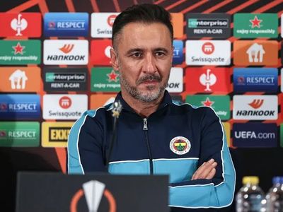 Fenerbahçe'de Vitor Pereira, Frankfurt Karşılaşmasının Ardından Açıklamalarda Bulundu