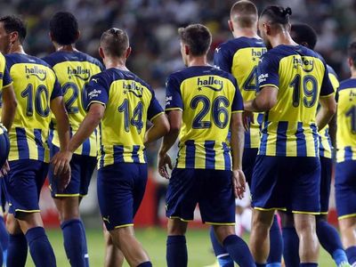 Fenerbahçe'de yeni sezonda gelecek futbolcular kimle? FB transfer haberleri gelecek ve gidecek oyuncular