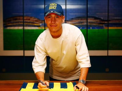 Fenerbahçe'den Ayrılan Emre Mor'un Yeni Takımı Belli Oldu!