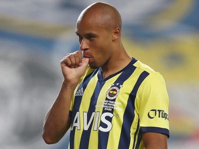Fenerbahçeli Tisserand'a Talip Var!
