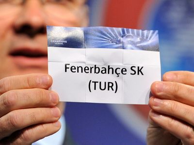 Fenerbahçe'nin, Dinamo Kiev ile oynayacağı maç öncesi UEFA'ya bildirdiği Şampiyonlar Ligi kadrosu belli oldu!