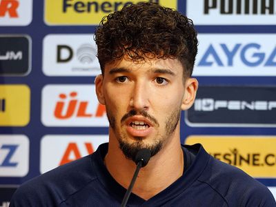 Fenerbahçe'nin Dinamo Kiev ile oynayacağı maçtan önce Altay Bayındır'dan çarpıcı açıklamalar geldi!