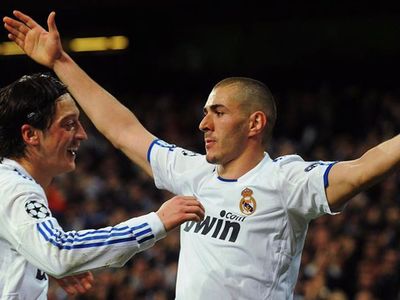 Fenerbahçe'nin futbolcusu Mesut Özil, Real Madrid'den eski takım arkadaşı Karim Benzema hakkında övgü dolu sözler söyledi!