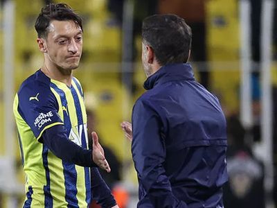 Fenerbahçe'nin Yıldızı Mesut Özil'den Galatasaray Derbisi Hakkında Açıklamalar Geldi!