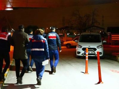FETÖ'ye büyük vurgun: 99 kişi gözaltına alındı