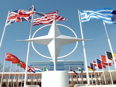 Finlandiya ve İsveç NATO üyelik başvurusunu gerçekleştirdi! Türkiye başvuruları veto etti!