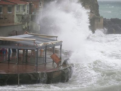 Fırtına devam edecek mi? Meteorolojiden 23 il için uyarı geldi