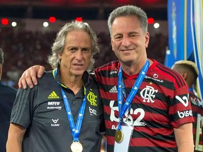 Flamengo Başkanı Rodolfo Landim, Fenerbahçe’nin ilgilendiği Jorge Jesus’un kendilerine verdiği sözü tutmadığını ve kulübü yarı yolda bıraktığını söyledi!