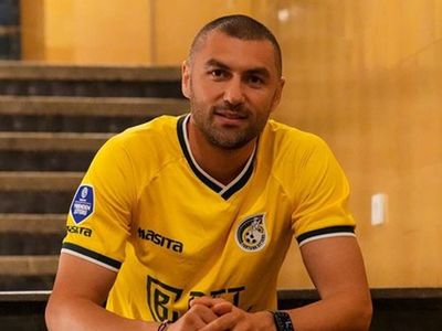 Fortuna Sittard Burak Yılmaz’ı resmen transfer etti! Burak Yılmaz’dan imza töreninde iddialı açıklamalar