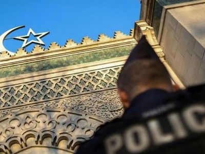 Fransa alarma geçti! Camilere saldırı olabilir: Telegram sohbet odaları kapatılıyor