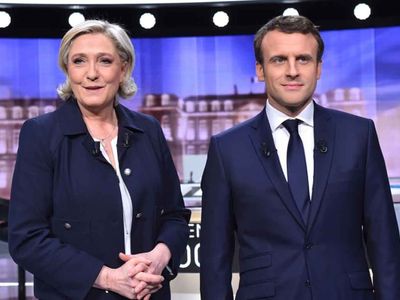 Fransa'da cumhurbaşkanı seçiminin ilk turu sonuçlandı: Macron ve Le Pen ikinci turda yarışacak!