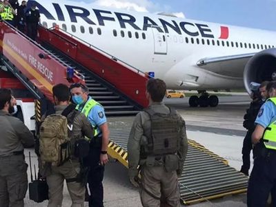 Fransa’da korkutan uyarı: 6 havalimanı birden boşaltıldı