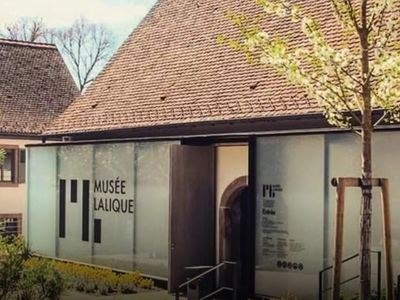 Fransa'da müze soygunları serisi sürüyor: Lalique Müzesi'nden milyonlarca avroluk mücevher çalındı
