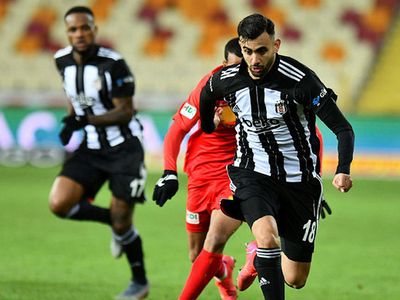 Fransa'nın Dev Kulübü Rachid Ghezzal'ın Peşinde