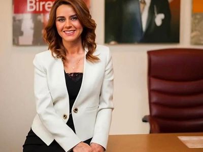 Futbol camiasından ünlü isimlerin içinde bulunduğu dolandırıcılık davasında ikinci perde: Seçil Erzan ifade veriyor